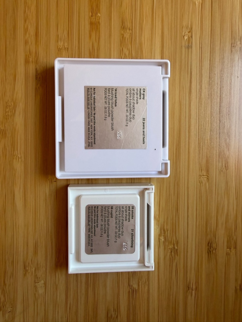 Clinique Pink and Gray Eyeshadow and Blush Compact Palette 2pcs - Picture 3 of 3